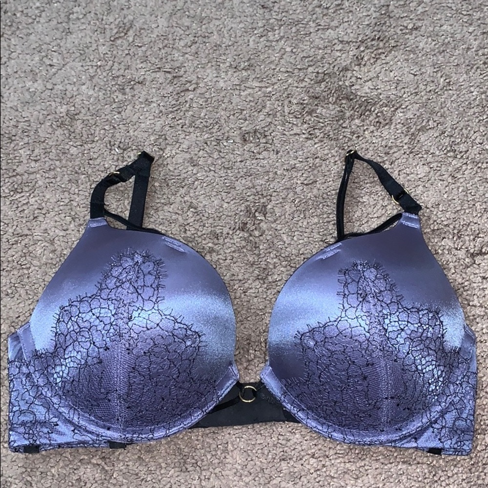 Victoria Secret bombshell bra